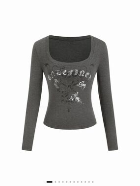 Cider Charcoal Scoop Neck Long-Sleeve Graphic Tee